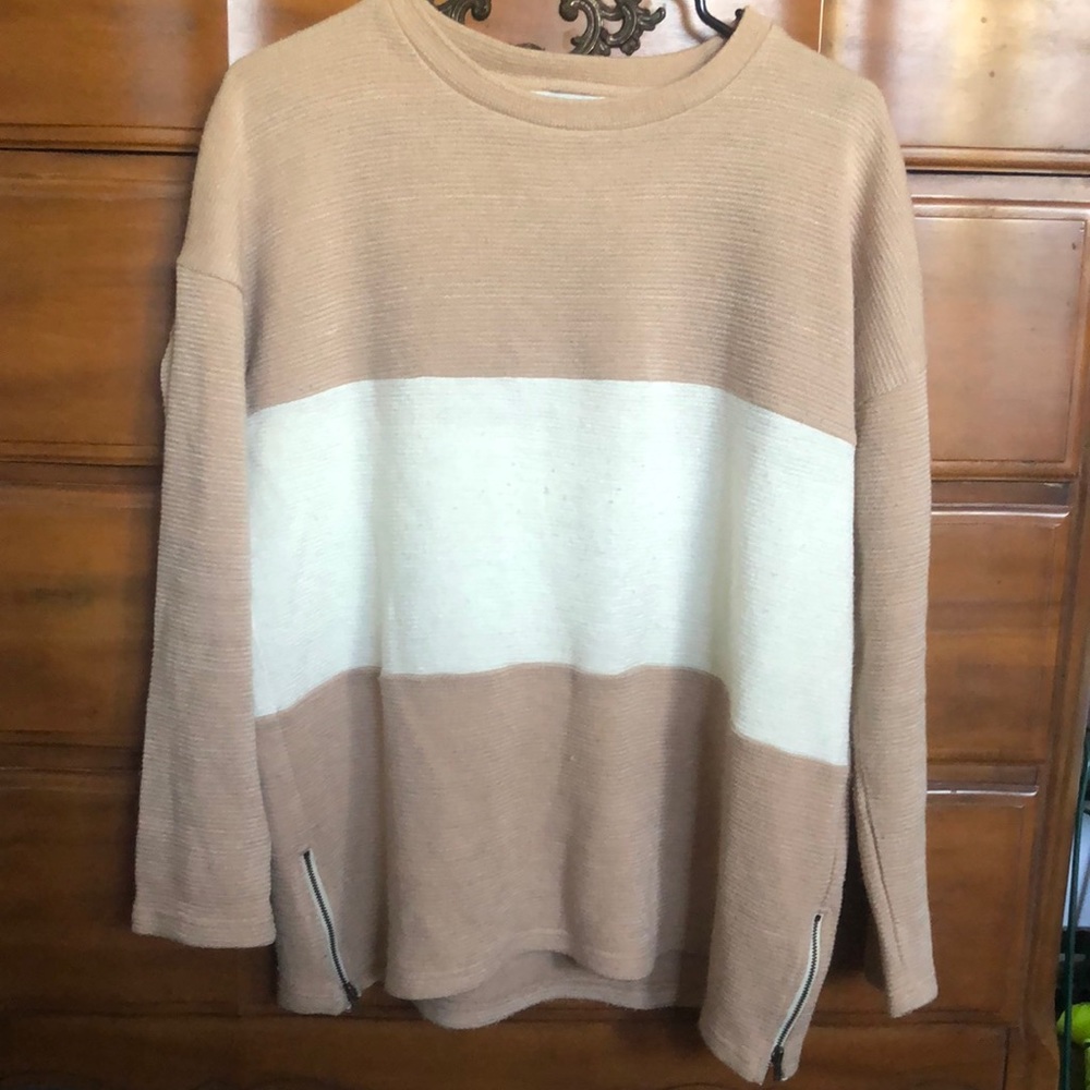 🚫SOLD🚫
 Block Sweater